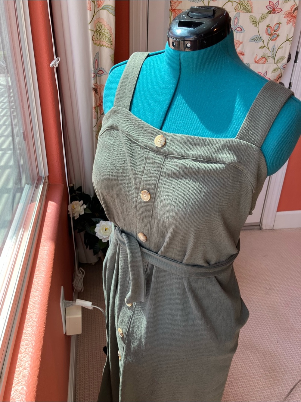 Ava+Viv Olive Green Button-Front Midi Dress X - Picture 3 of 9